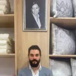 آکین آکینوزو با کارگاه خیریه در بینگول نام مادرش اوزلم را زنده نگه می‌دارد
