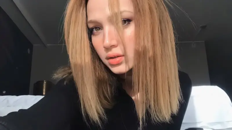 جرن آیروک از شهرت، همکاری با چاعان افه آک و پیام‌های ازدواج گفت