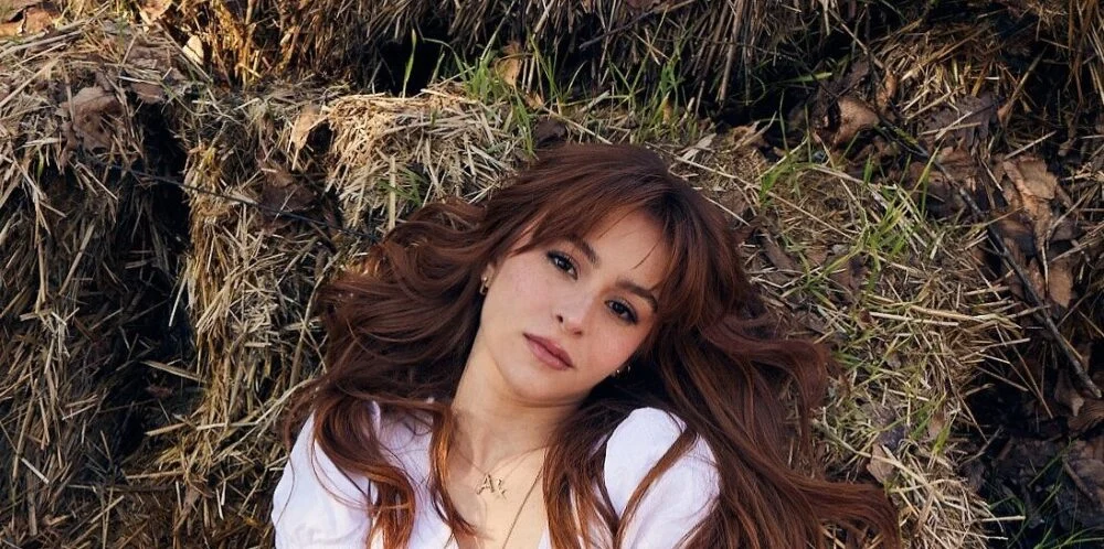 آسنا کسکینجی بازیگر نقش چیمن در فصل پنجم «شربت زغال‌اخته» شد