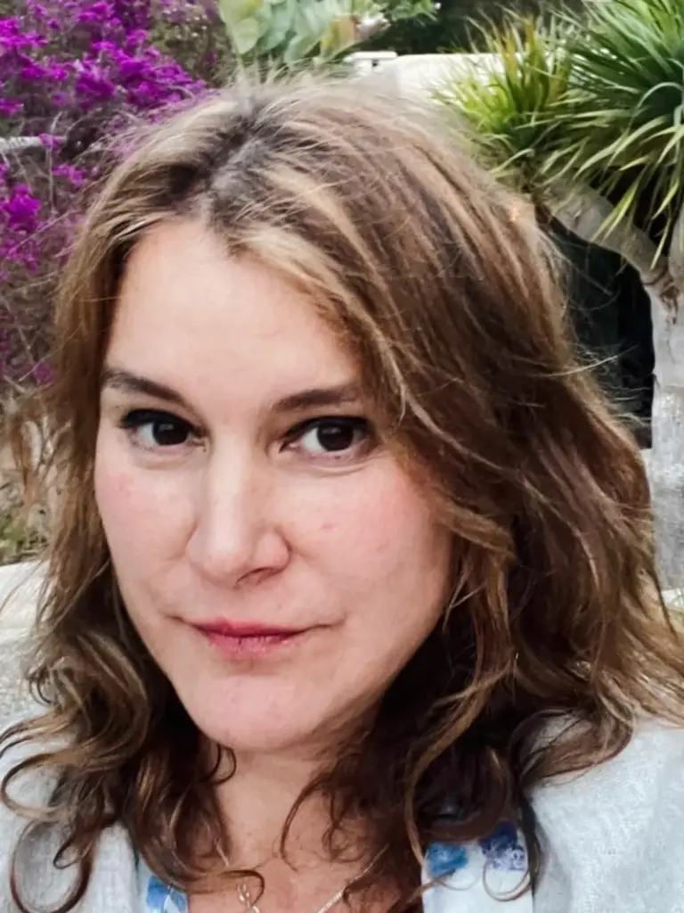 زندگی متفاوت یاسمین کوزاناوعلو در ایبیزا؛ از اوج شهرت تا خلوت با طبیعت
