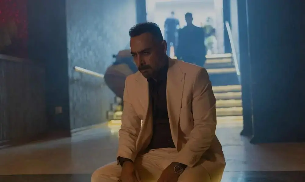 قسمت ۱۱ سریال Çirkin زشت
