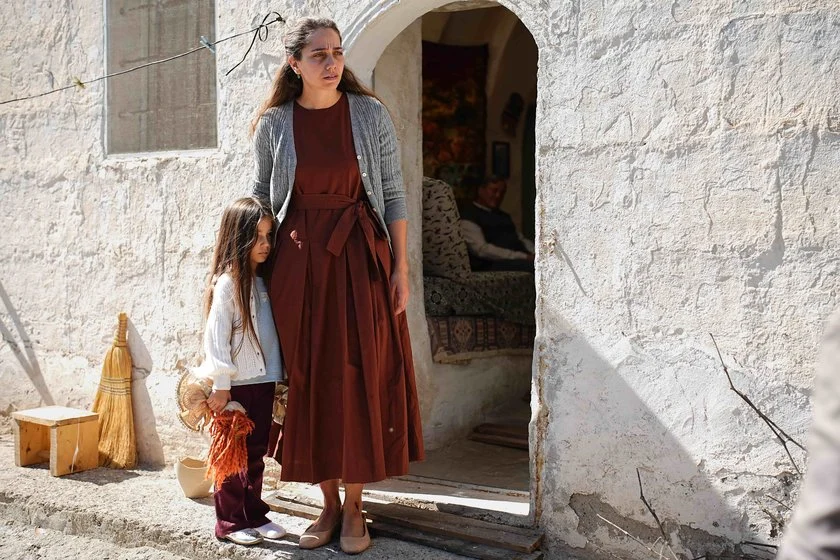 قسمت ۴ سریال Sevdan Bir Ateş (عشقت آتشیست)