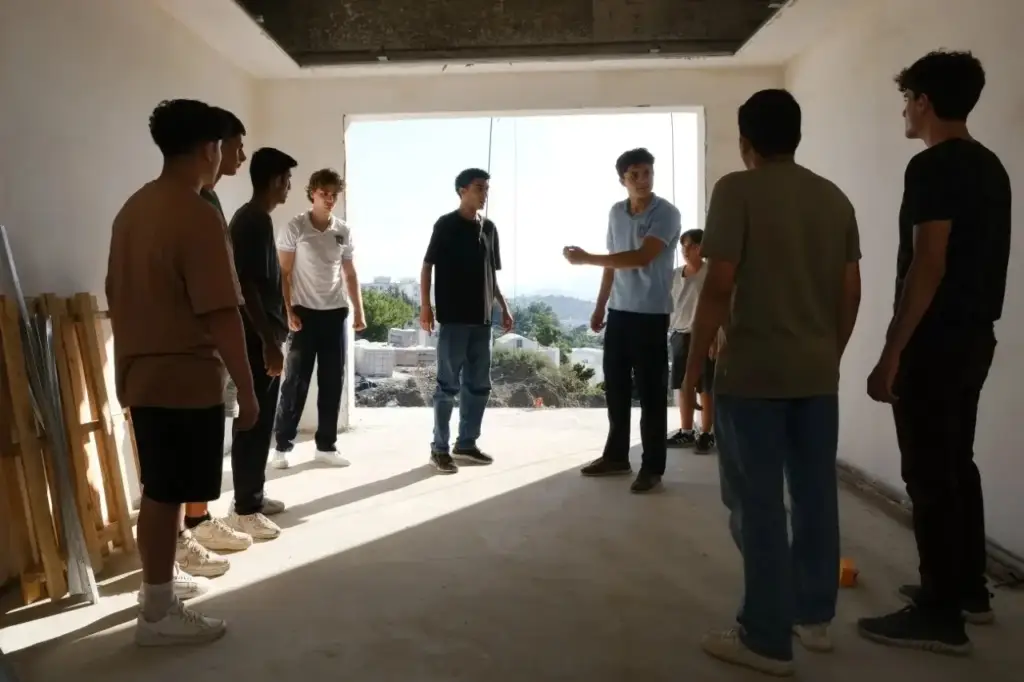 قسمت ۱۸ سریال هنوز ۱۷ (Daha 17)