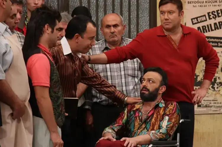 جهون فرسوی برای سرهات کیلیچ پیام احساسی منتشر کرد؛ «ببخش داداش، کنارت نبودم»