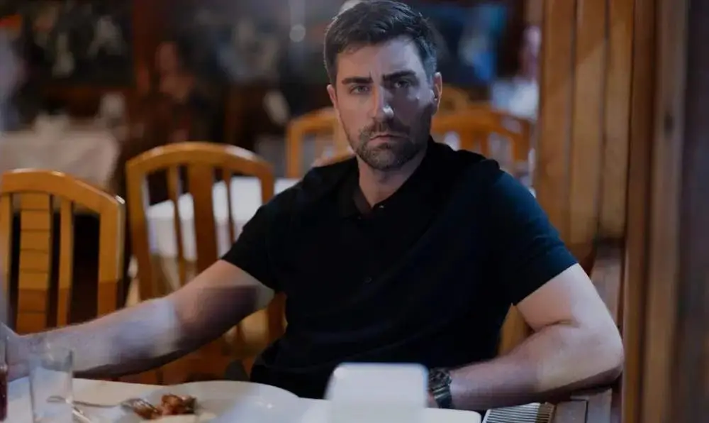 قسمت ۱۱ سریال Çirkin زشت