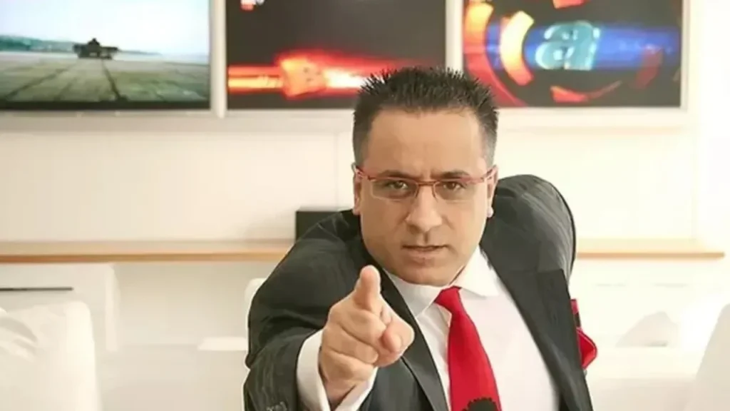 3 تلفن همراه برای بررسی ضبط شد
