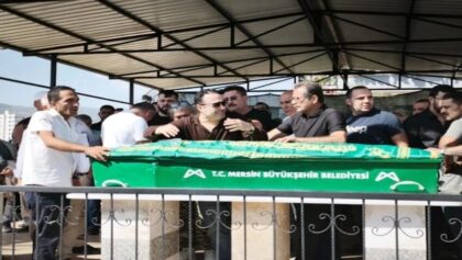 دختر آتیلا تاش به خاک سپرده شد